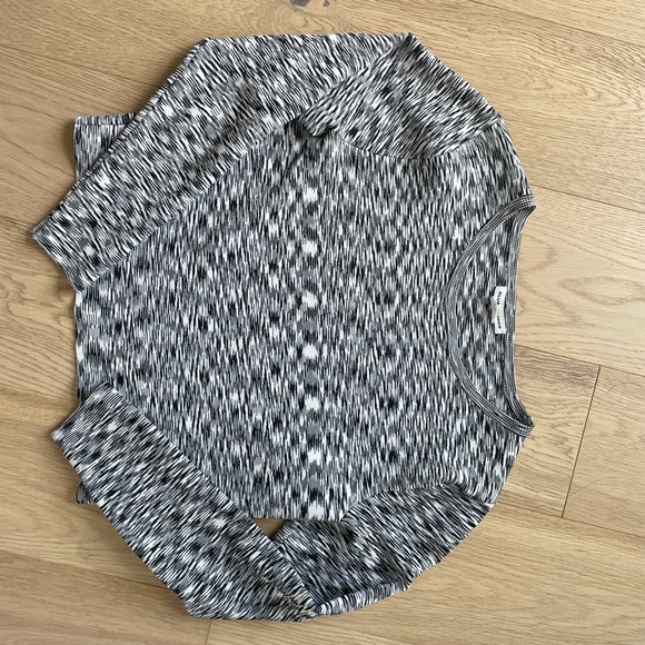 Club Monaco long sleeve crop top - Picture 3 of 4